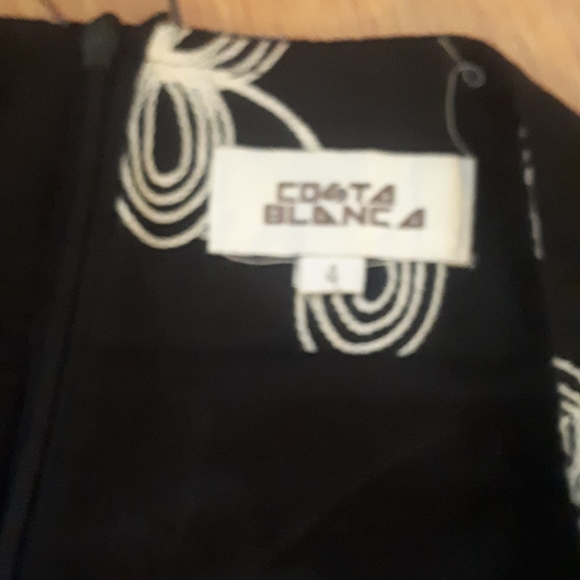 Skirt - Picture 2 of 2